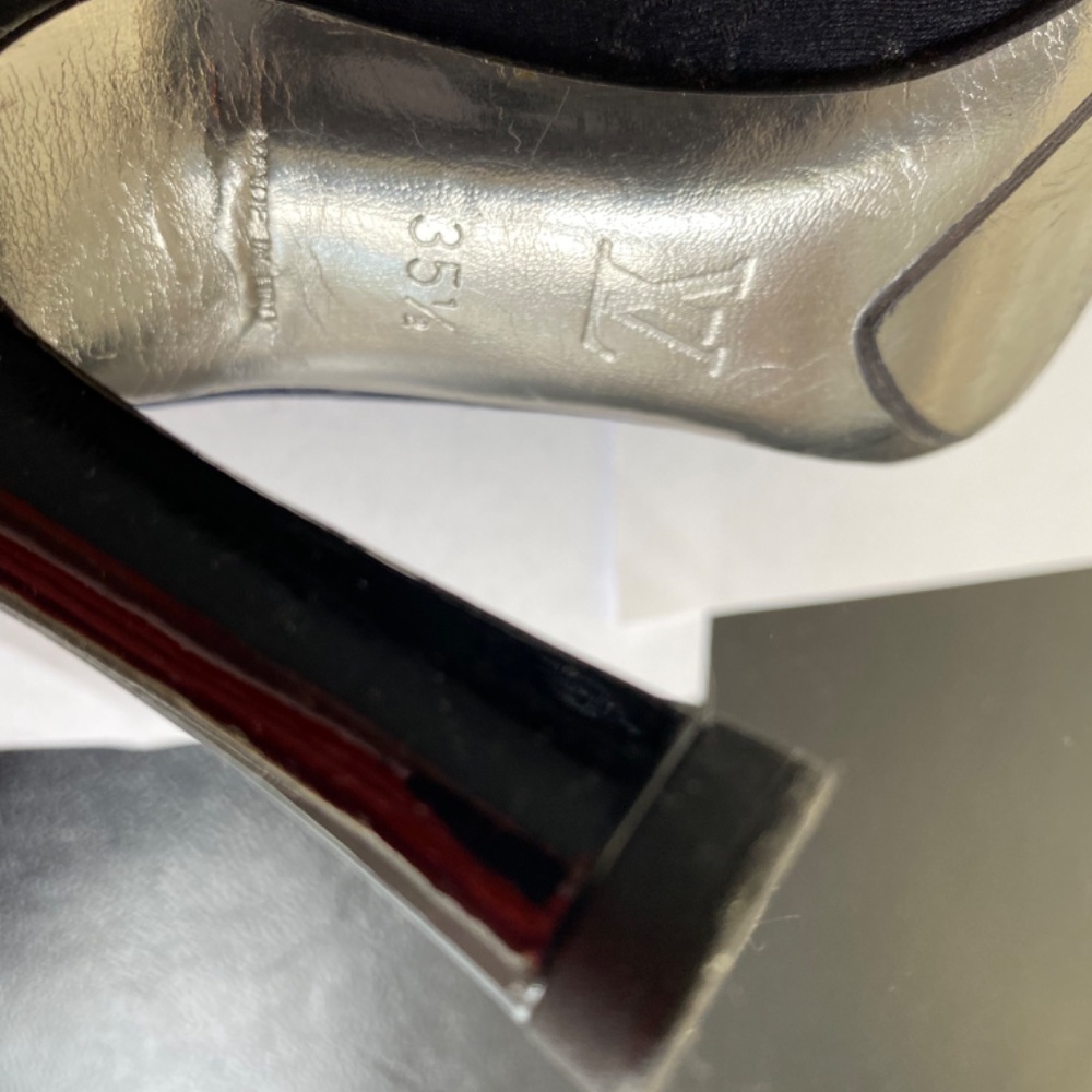 Louis Vuitton black monogram satin pumps heels 35.5 Italy pat leather decor - Picture 12 of 12